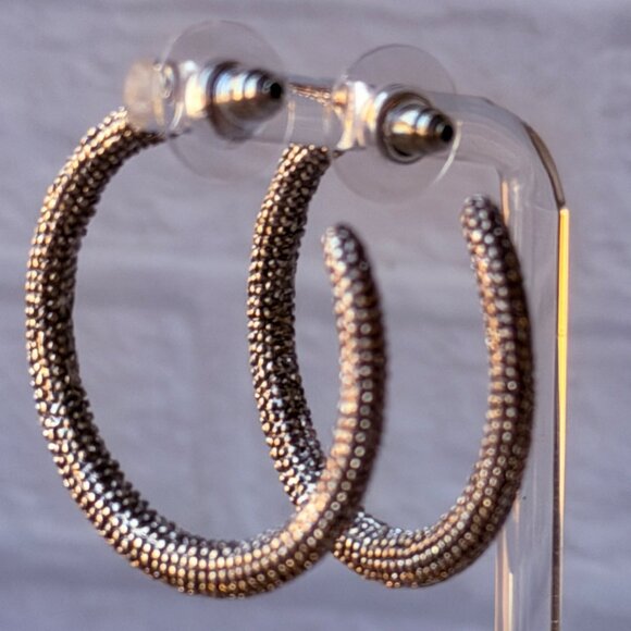 Vintage Chico’s Textured Silver Hoop Earrings Y2K Large Statement Unworn - Picture 5 of 14